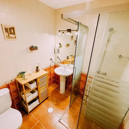 Mika's House Garden Apartment